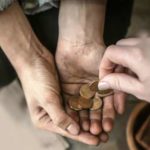 Jangan Kebalik! Ini Definisi dan Perbedaan Zakat, Infaq, Sedekah