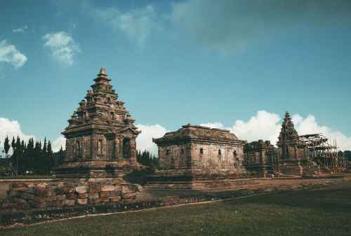 Dieng, The Exotic Plateau In Indonesia To Spend Your Holiday 01 - Finansialku