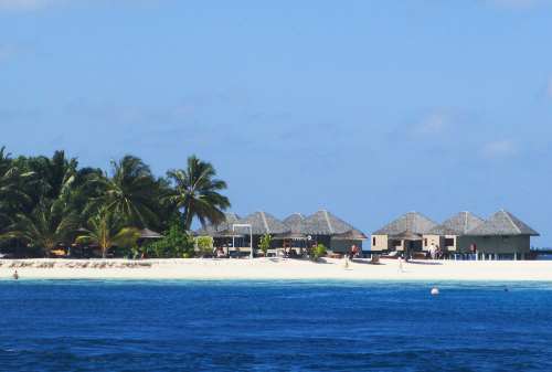 Liburan ke Maldives Gak Perlu Nunggu Momen Honeymoon!