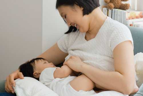Direct Breastfeeding VS Non-direct Breastfeeding, Mana yang Baik 02 - Finansialku