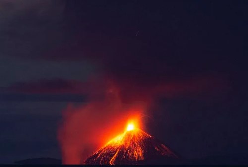 History of Mount Krakatau That Killed 36.000 People In 1883 02