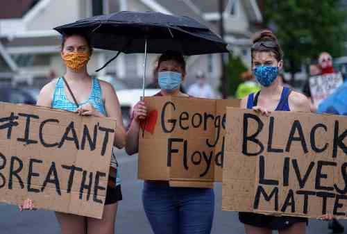 Warga AS Demo Menuntut Keadilan Kematian George Floyd 02