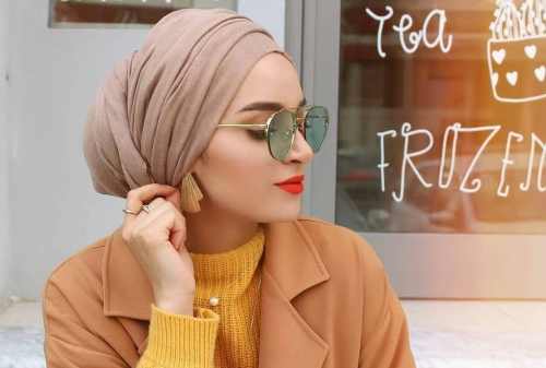 Jajal 10+ Style Hijab Pashmina Simple yang Cocok Bagi Mahasiswa & Karyawan 02 - Turban - Finansialku