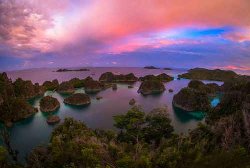 Wujudkan Mimpi Ke Raja Ampat Dengan Tips Menabung Berikut 05 - Finansialku