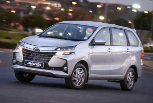 Intip 5 Merek Mobil Terlaris Tahun 2019 di Indonesia 02 Toyota Avanza - Finansialku