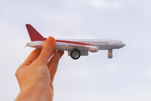 Apa Gunanya Asuransi Kecelakaan Pesawat Perlu Gak Sih 03 - Finansialku
