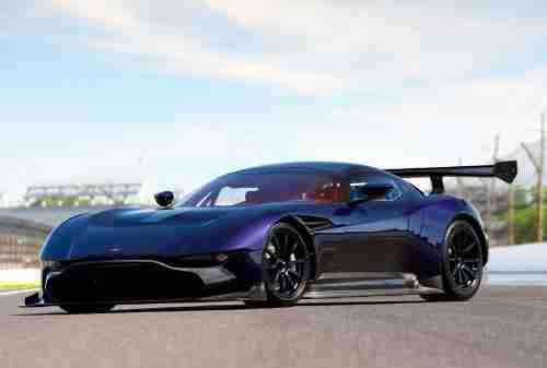 Mobil 9 Aston Martin Vulcan
