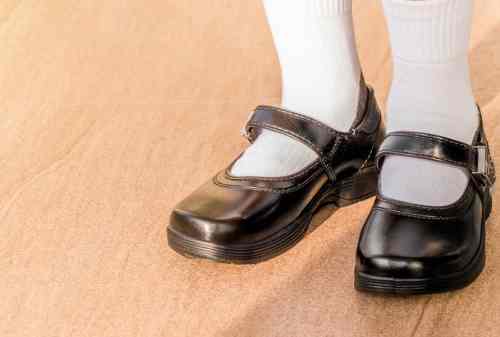 Tips Memilih Sepatu dan Tas Sekolah Anak yang Awet 01 - Finansialku