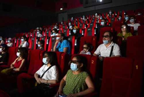 Menjelang Bioskop Buka Kembali: Amankah Pergi Ke Bioskop?