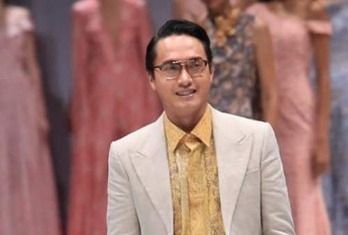 Desainer Berbakat Indonesia, Barli Asmara Meninggal Dunia 03
