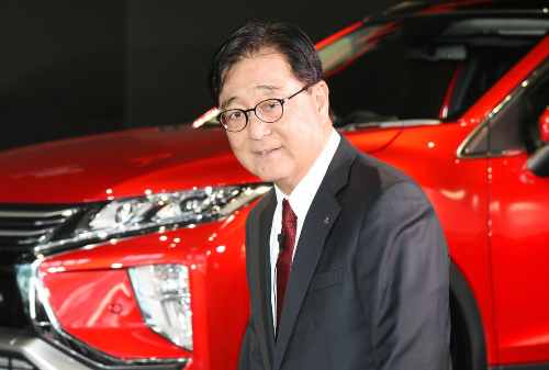 Masalah Kesehatan, Bos Besar Mitsubishi Mengundurkan Diri 02