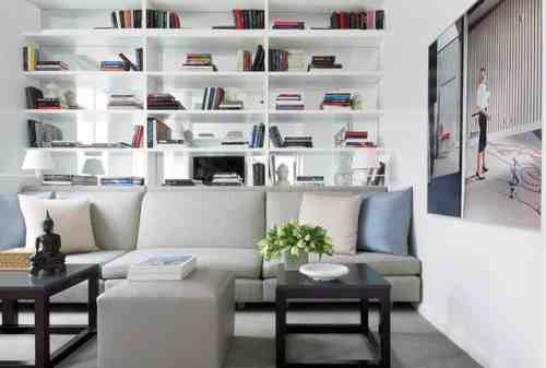 Rumah Sempit Baca Rekomendasi Dekorasi Ruang Tamu yang Cocok! 09 - Finansialku