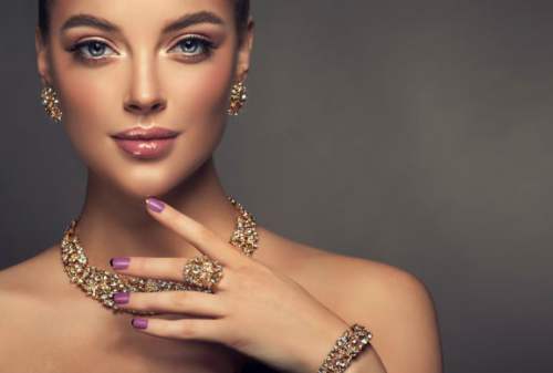 Apa dan Berapa Harga Perhiasan Xuping di Pasaran?