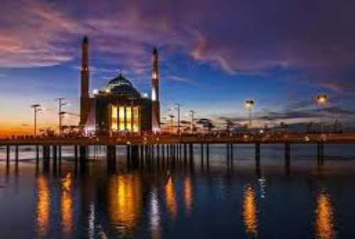 Makassar, A Great City Port in Eastern Indonesia to Spend Your Long Vacation 02 - Finansialku