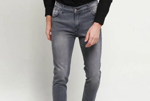 Daftar Harga Celana Jeans Pria, Ada yang Rp 12.750! Kok Bisa 02 - Finansialku