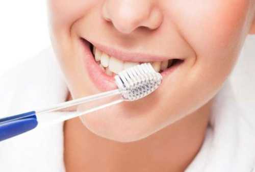 Ini Cara Ampuh Menghilangkan Karang Gigi Tanpa ke Dokter