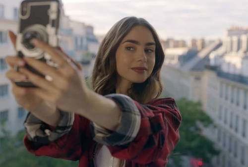 Udah Tahu Belum 5 Pelajaran Hidup dari Serial Emily in Paris Ini?