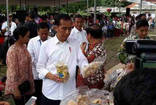 Jokowi Izinkan Perusahaan Besar Masuk ke Bisnis Kerupuk & Rempeyek