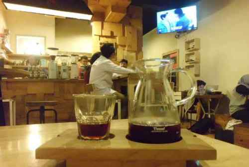 8 Best Cafés In Yogyakarta For Your Cozy Hang Out In The Weekend