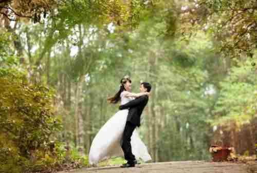 Cara Menyiapkan Dana Lamaran & Pernikahan untuk Karyawan