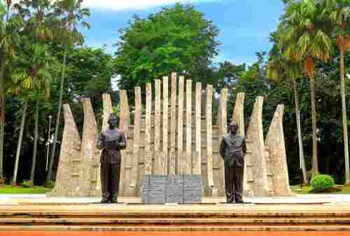 Wisata Sejarah Kemerdekaan_ 10 Tempat Bersejarah Proklamasi Indonesia 03 - Finansialku
