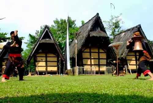 Wisata Bogor - 28 Kampung Budaya Sindangbarang - httpsgoo.gl17GQg6 -